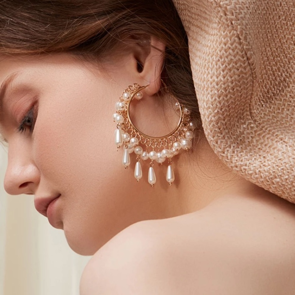 🌟 Fashion Big Faux Pearl Hoop - Picture 2 of 3